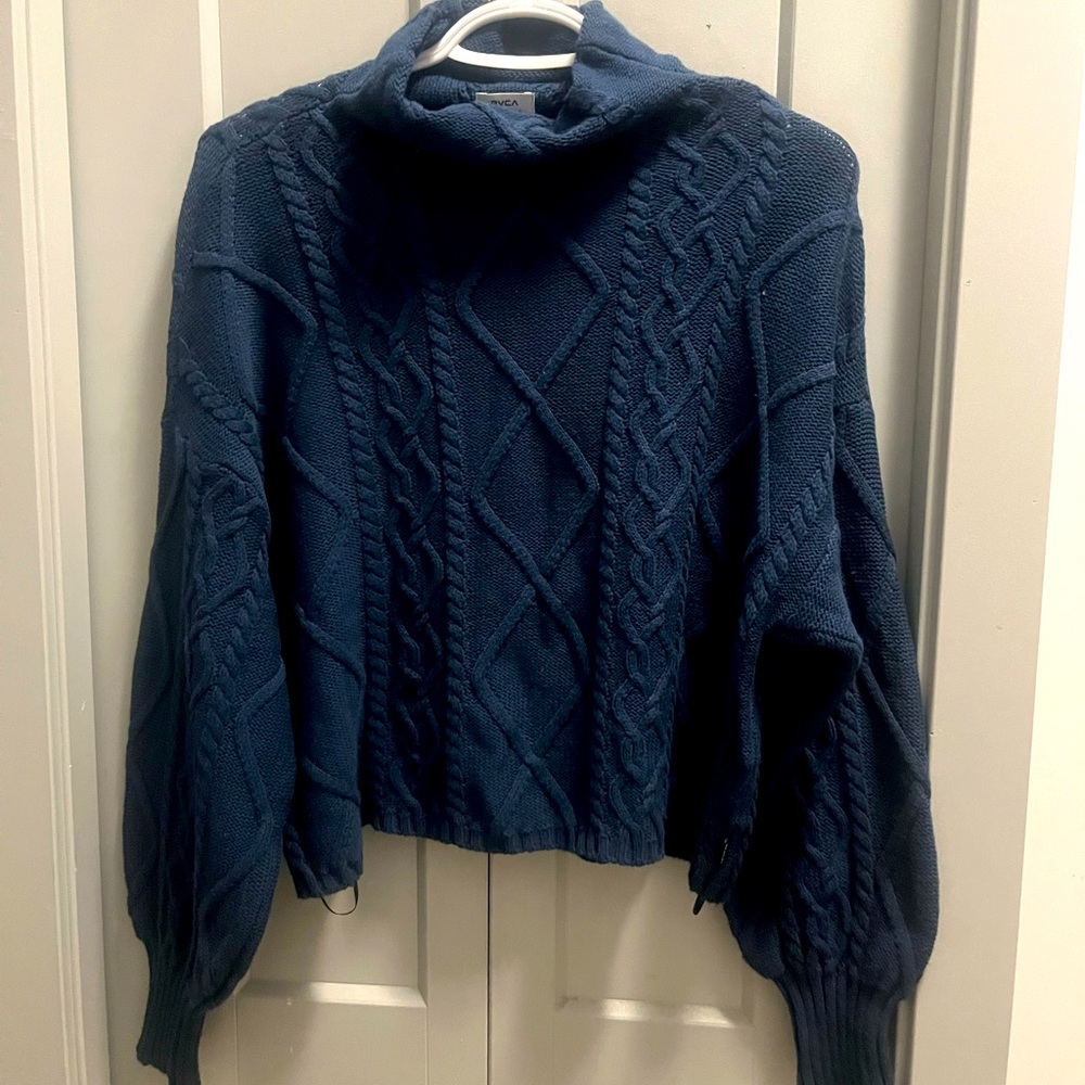 Rvca sweater